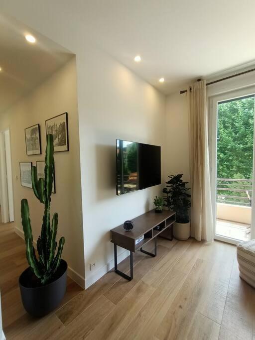The Chic Liberation Apartment Nice Luaran gambar